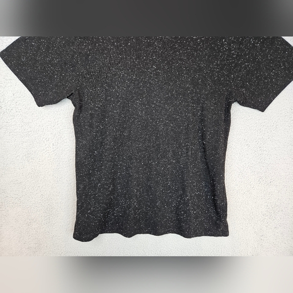 Rockin Artwork T-Shirt Womens Sz M Jimi Hendrix Black Textured Pull Over - Picture 8 of 9